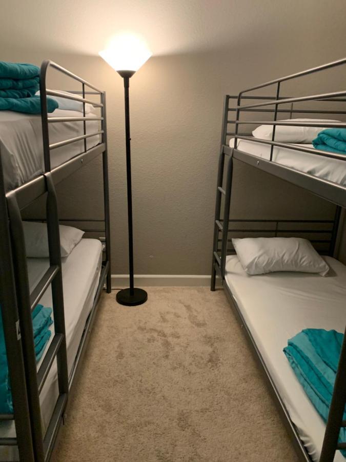 Dc Crashpad Hostel Дейли Сити Екстериор снимка