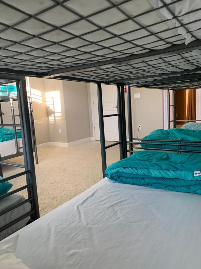 Dc Crashpad Hostel Дейли Сити Екстериор снимка